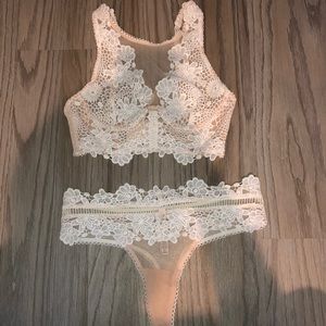 VICTORIAS SECRET bra & panty set